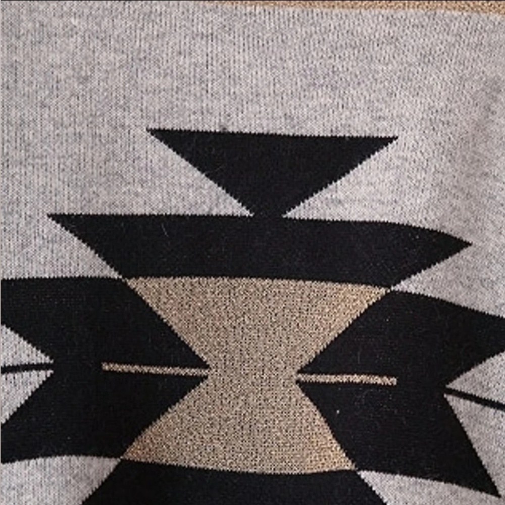 Aztec knitted fringe poncho/jacket - Picture 3 of 3